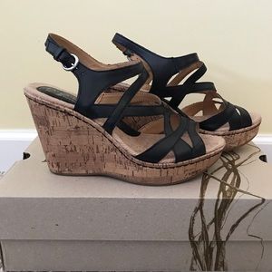 b.o.c wedge sandals